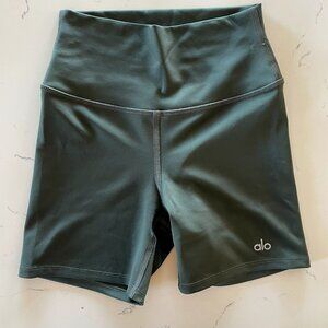 5" AIRLIFT ENERGY SHORT - Size XS - Forest Green - Biker Short